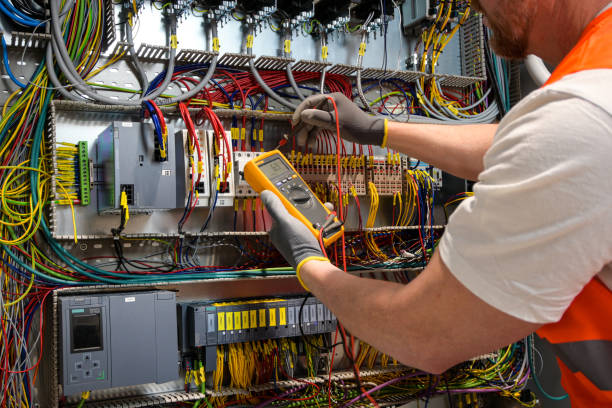 Best Affordable Emergency Electrician  in Yankton, SD